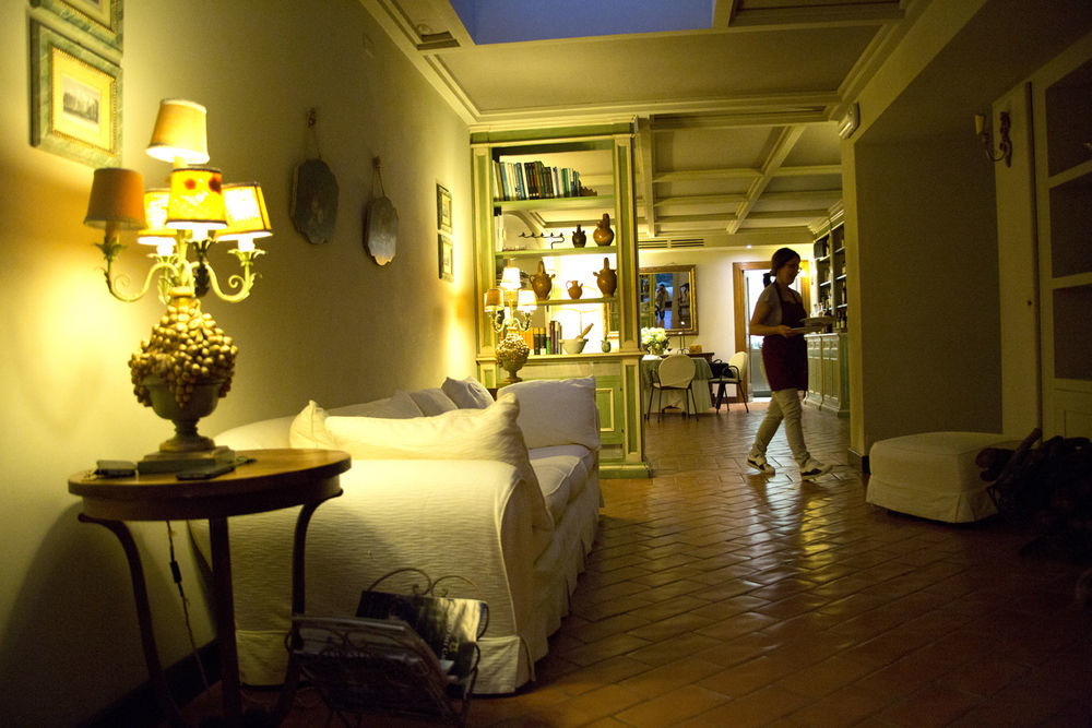 Agriturismo Le Colombe Assisi Bagian luar foto